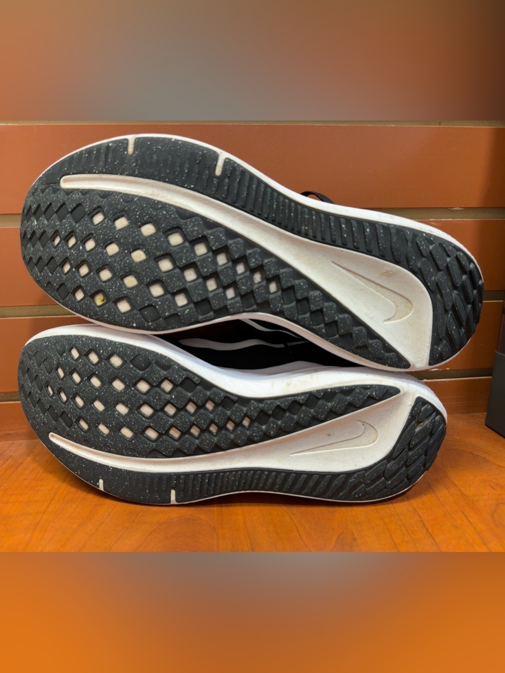 Nike Winflo 10 Running Shoes Black White Men’s Size 12 Athletic Sneakers DV4022 - Picture 8 of 8
